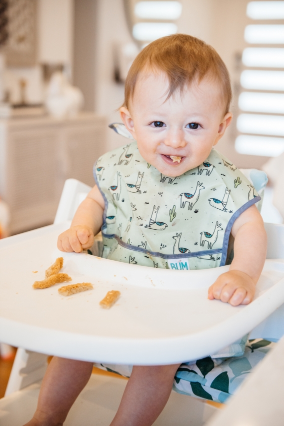 Baby self-feeding -  blog